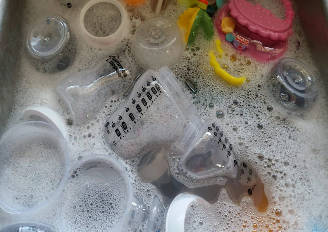 The Midnight Prep: Mastering Bottle Feeding NHS Guidelines